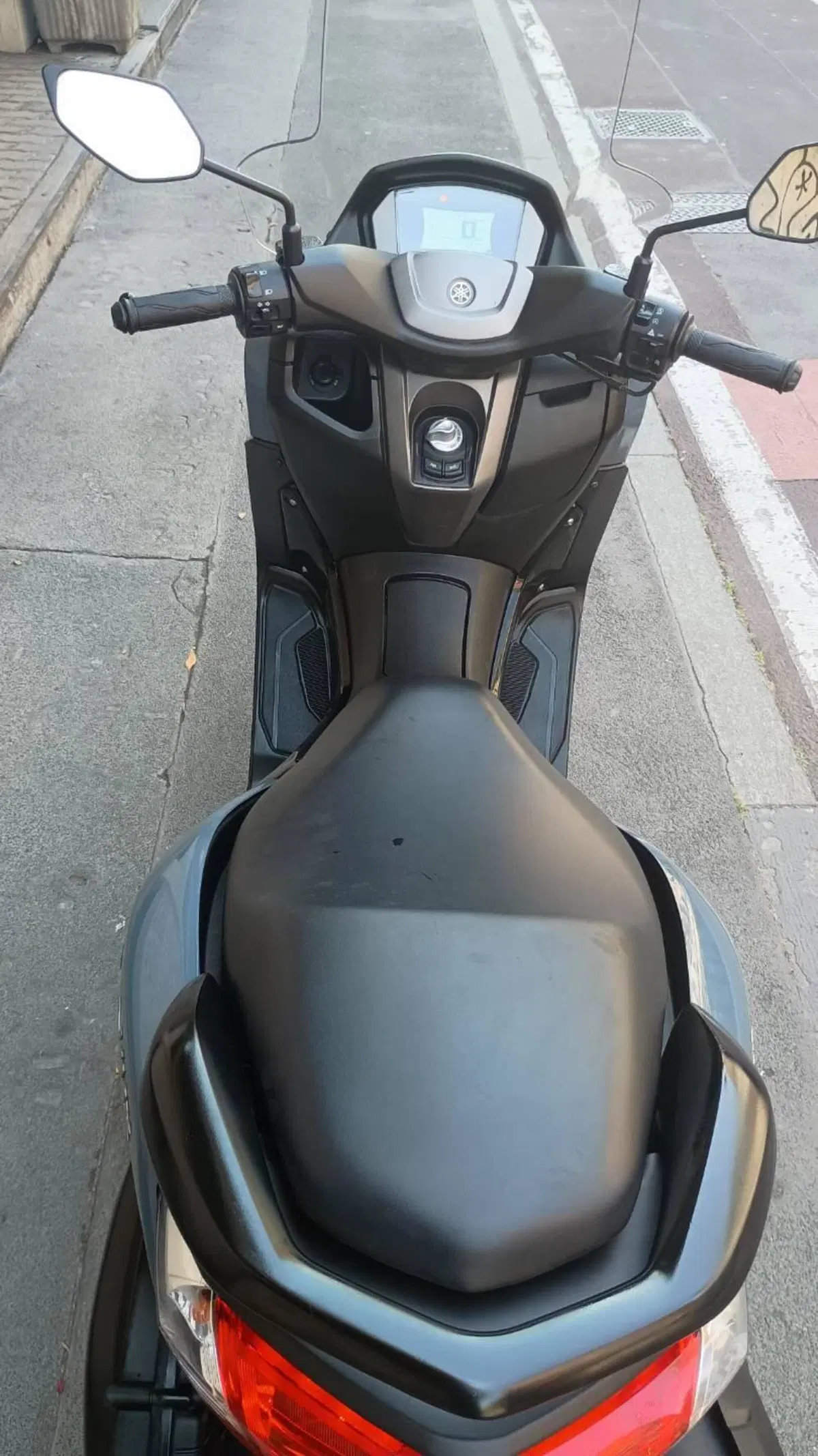 Yamaha N-Max 125 (2021 - 24) (5)