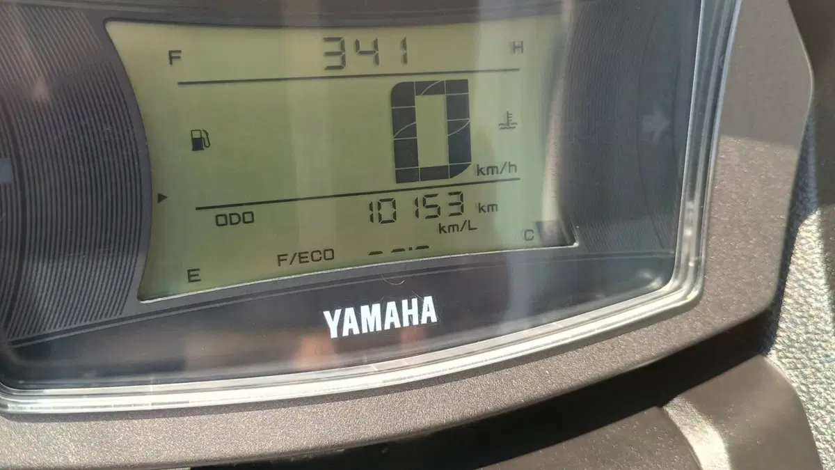 Yamaha N-Max 125 (2021 - 24) (6)