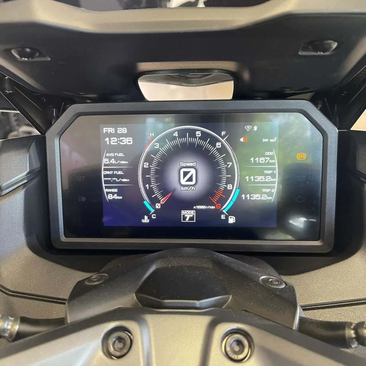 Yamaha T-Max 560 Tech Max (2022 - 24) (2)