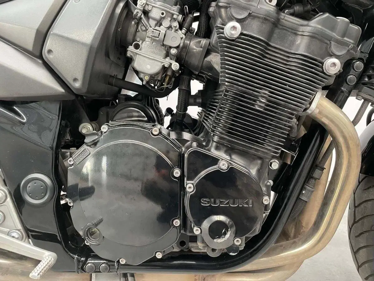 Suzuki GSF 650 Bandit S (2005 - 06) (10)