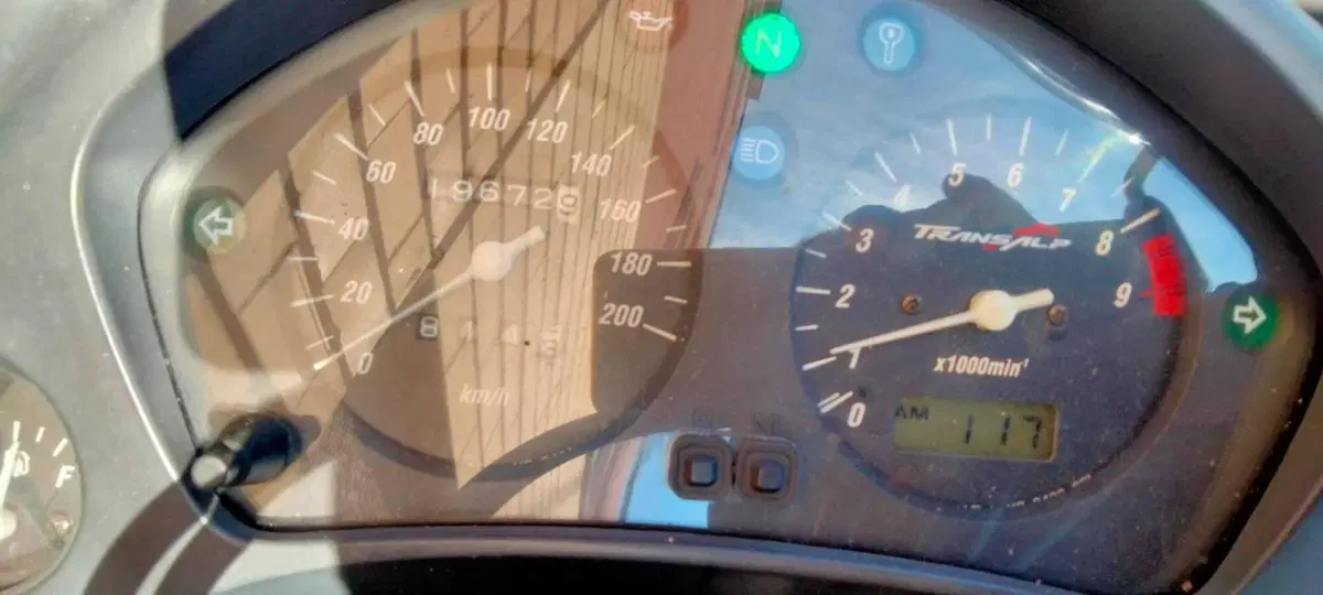 Honda Transalp XL 650V (2000 - 04) (2)