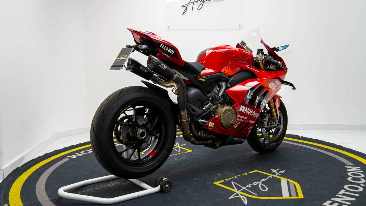 Ducati Panigale V4 S (2022 - 24) (4)