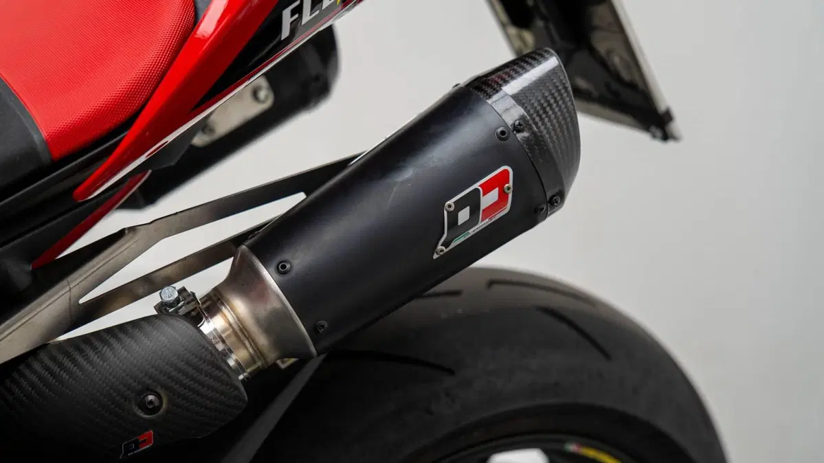 Ducati Panigale V4 S (2022 - 24) (11)