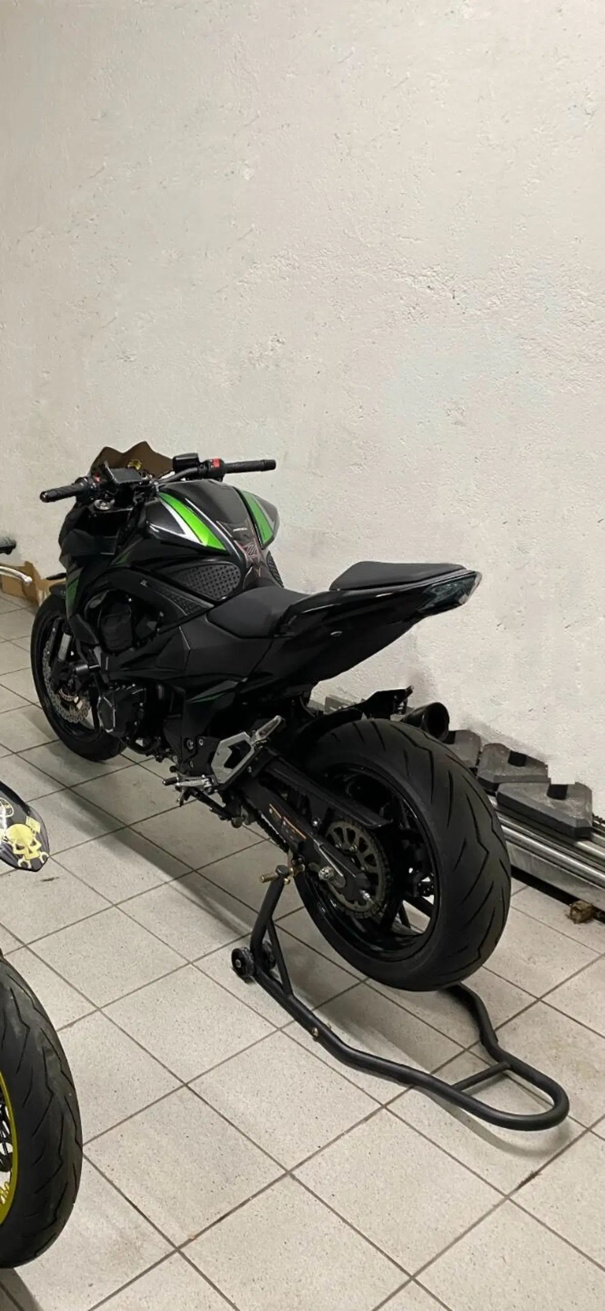 Kawasaki Z 800 e ABS (2012 - 16) (2)