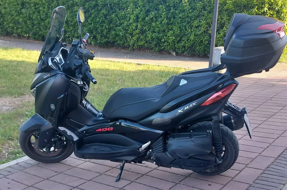 Yamaha X-Max 400 Iron Max (2019 - 20)