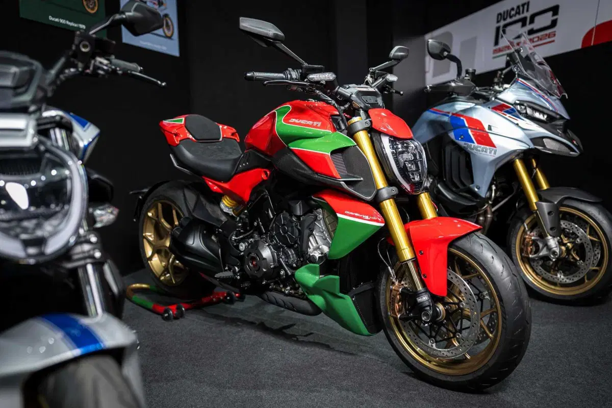 Ducati Collezione 100: le dieci livree leggendarie per celebrare cent'anni di storia [VIDEO] (49)