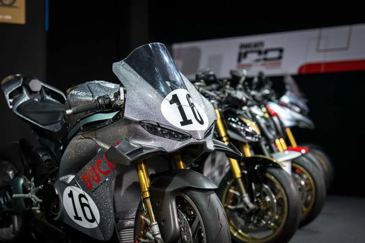 Ducati Collezione 100: le dieci livree leggendarie per celebrare cent'anni di storia [VIDEO] (74)