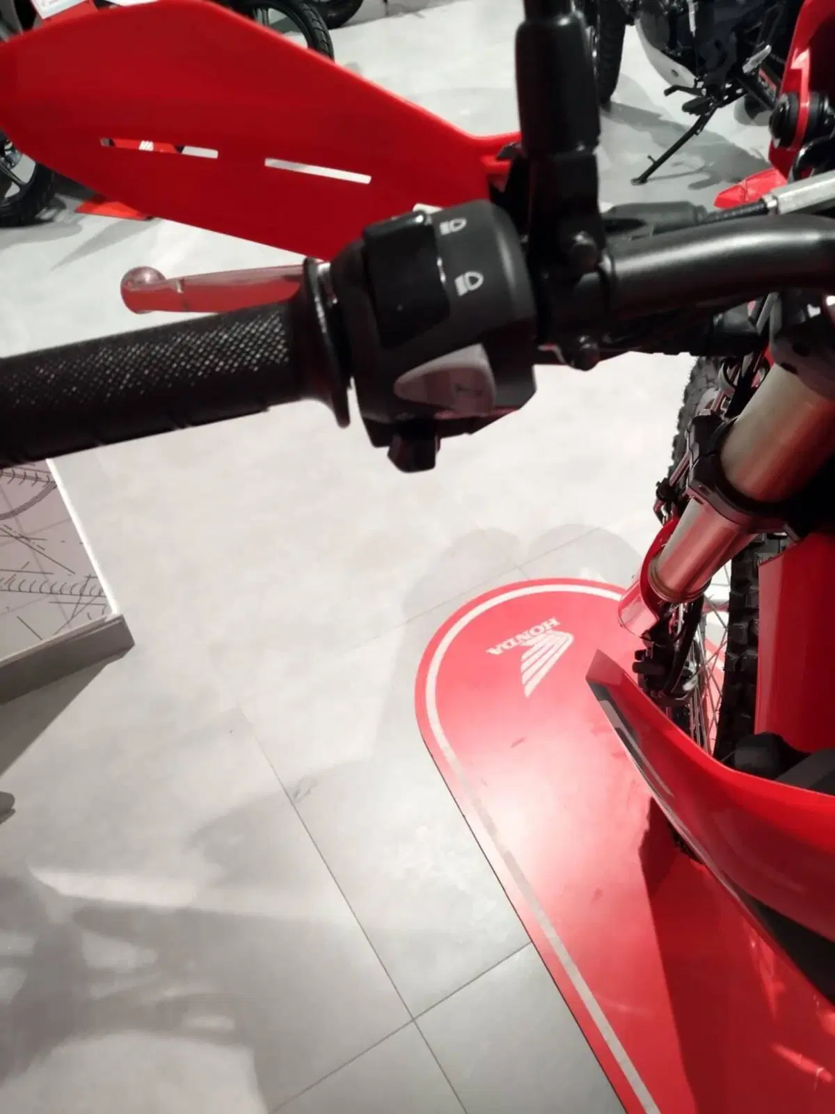 Honda CRF 300L (2025 - 26) (7)