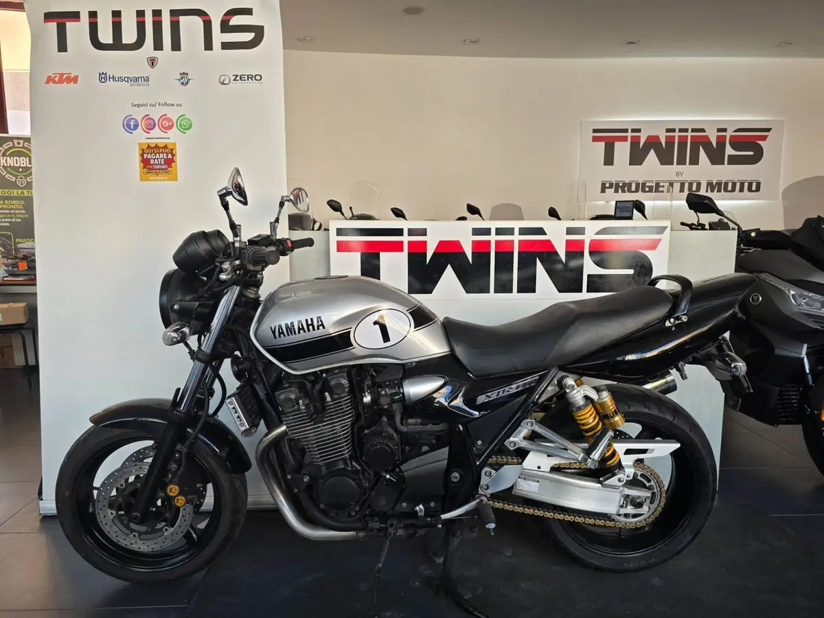 Yamaha XJR 1300 (2015 - 17) (5)
