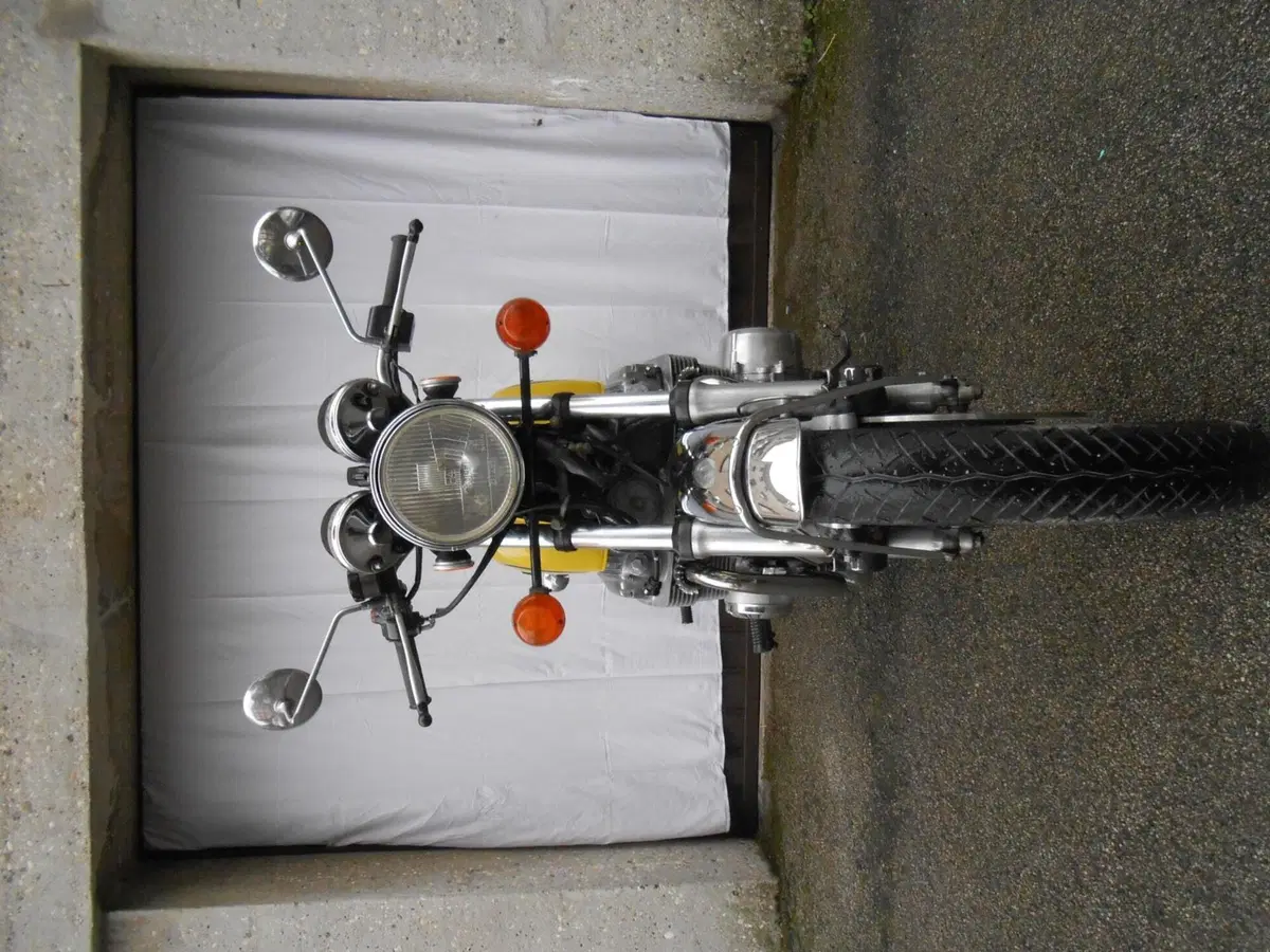 Honda CB750SS (6)