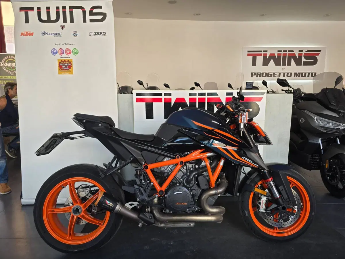 KTM 1290 Super Duke R (2022 - 23)