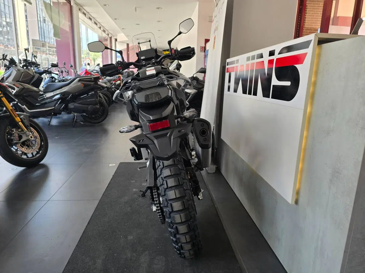 CFMOTO 450MT (2024 - 26) (7)