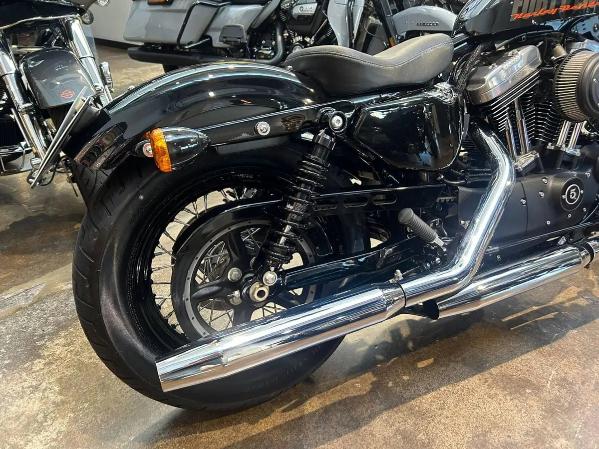 Harley-Davidson 1200 Forty-Eight (2010 - 15) (8)