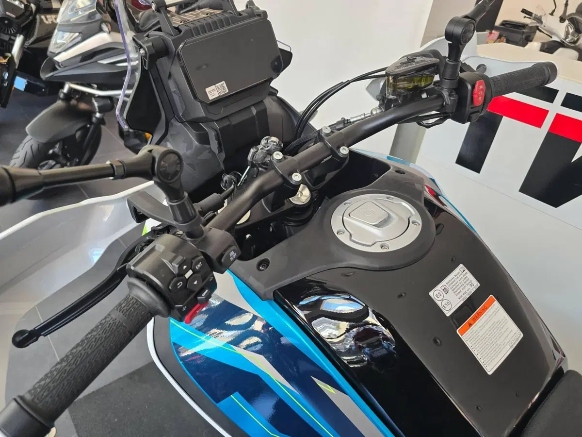 CFMOTO 450MT (2024 - 26) (9)