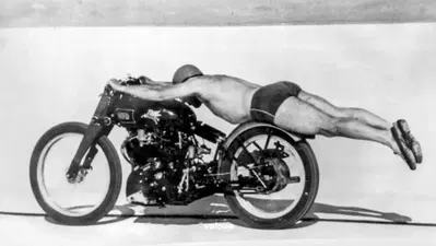 In moto a oltre 640 km/h. Sono pazzi questi inglesi