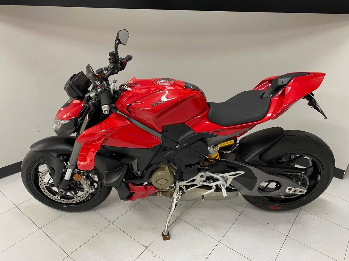 Ducati Streetfighter V4 (2025 - 26) (6)