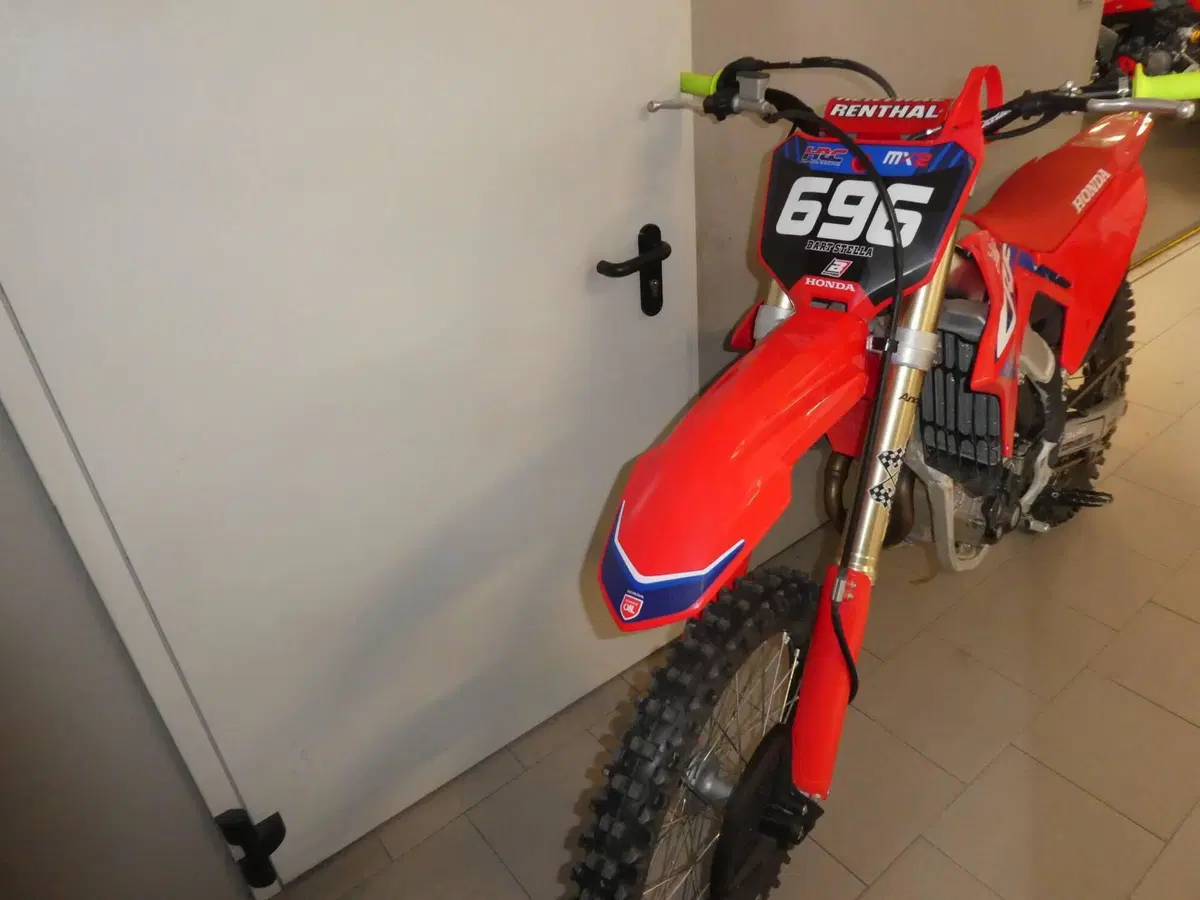 Honda CRF 250R (2023) (4)