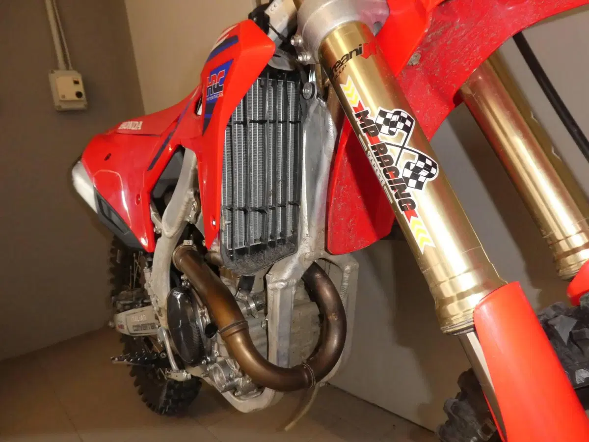 Honda CRF 250R (2023) (7)