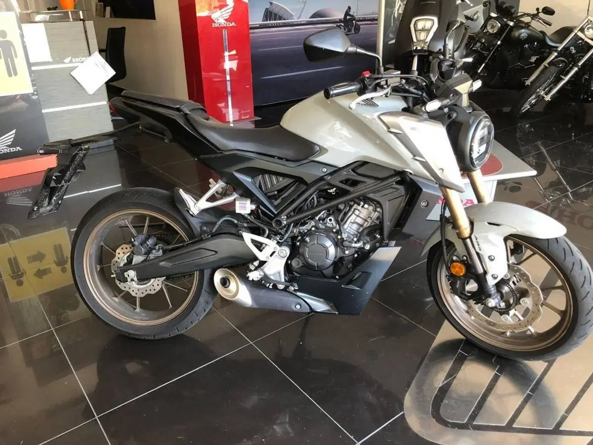 Honda CB 125 R (2021 - 23)