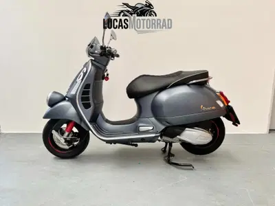 Vespa Sei Giorni 300 Hpe (2021 - 22) usata