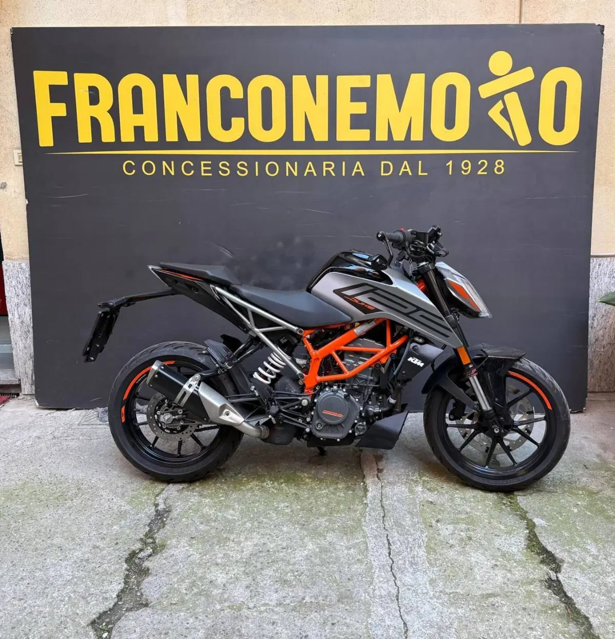 KTM 125 Duke (2021 - 23) (2)