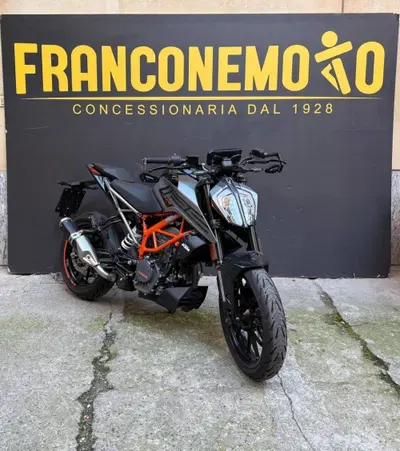 KTM 125 Duke (2021 - 23) usata