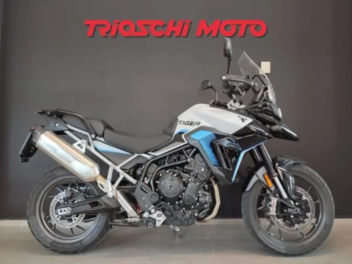 Triumph Tiger 900 Alpine Special Edition (2026)