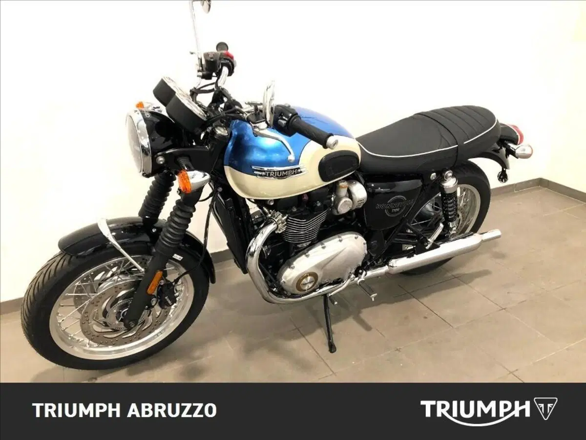 Triumph Bonneville T120 (2026) (8)