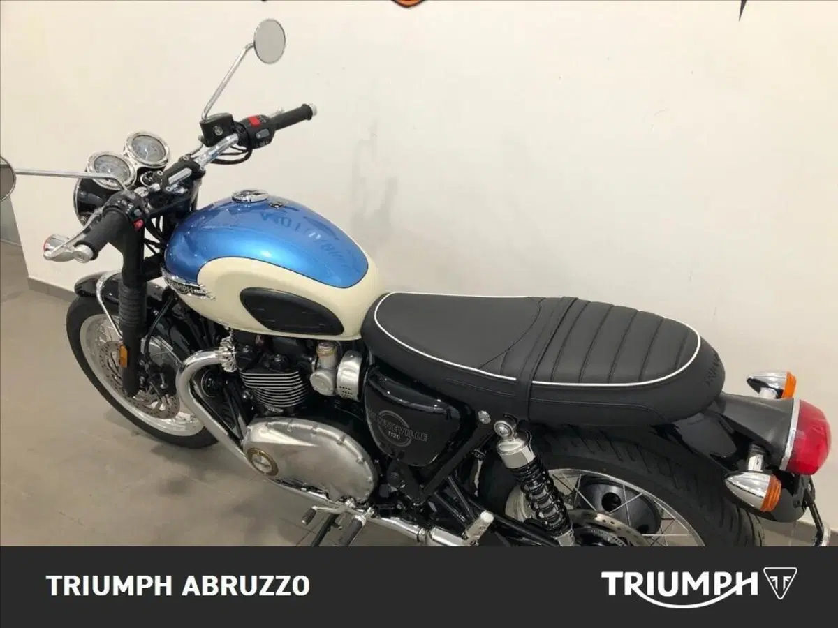 Triumph Bonneville T120 (2026) (9)