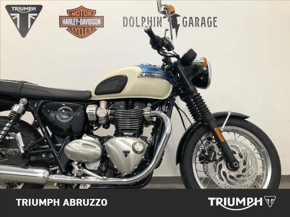 Triumph Bonneville T120 (2026) (19)