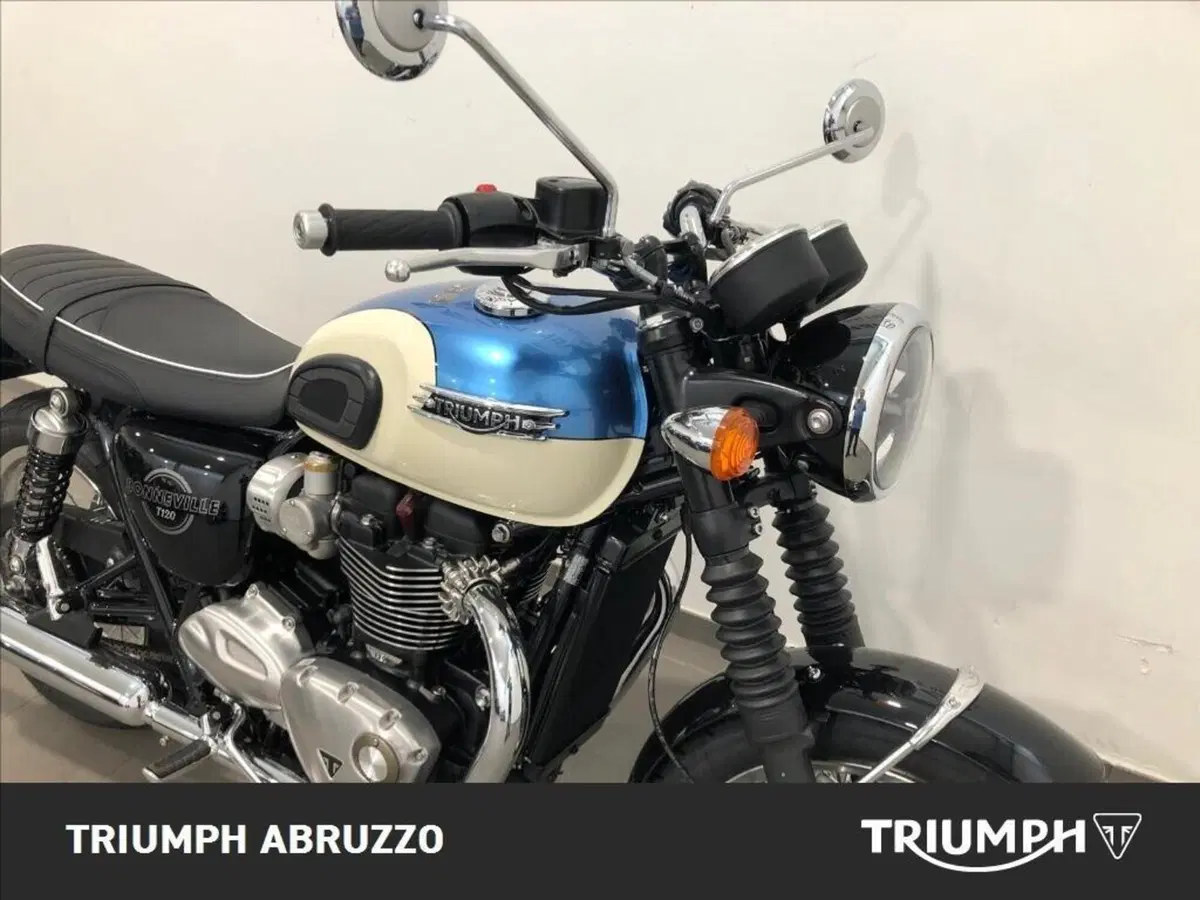 Triumph Bonneville T120 (2026) (15)