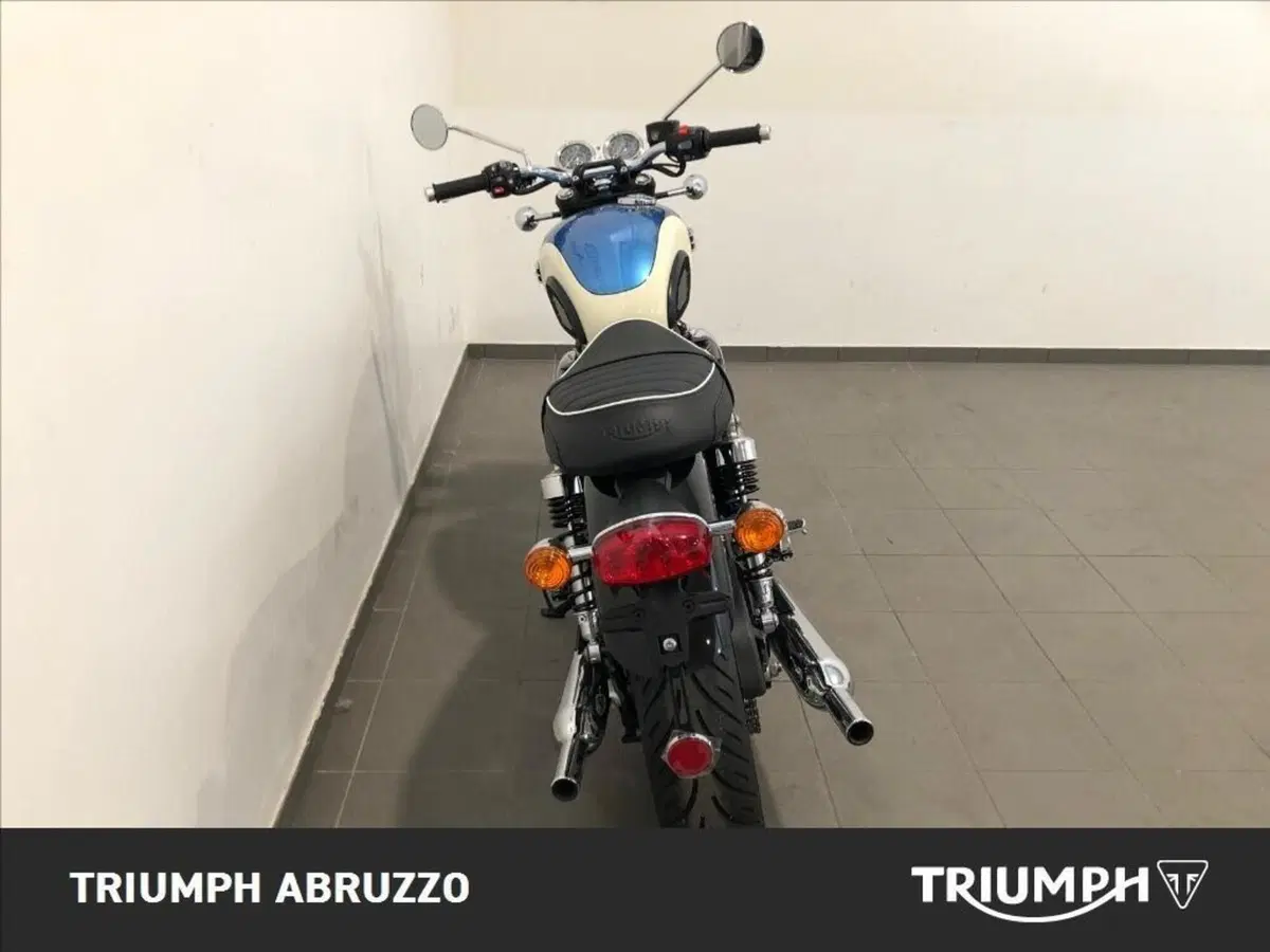 Triumph Bonneville T120 (2026) (17)