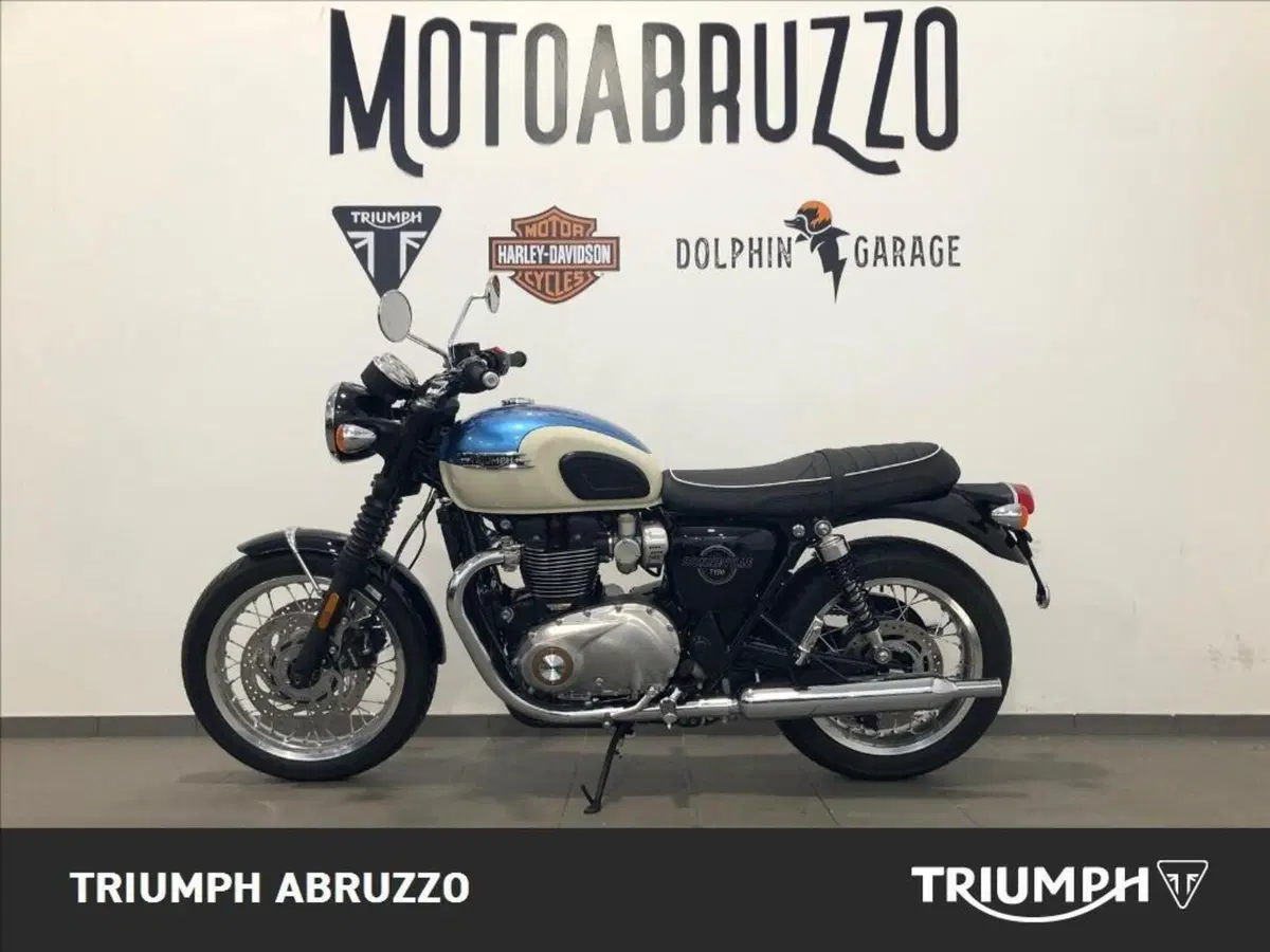 Triumph Bonneville T120 (2026) (12)