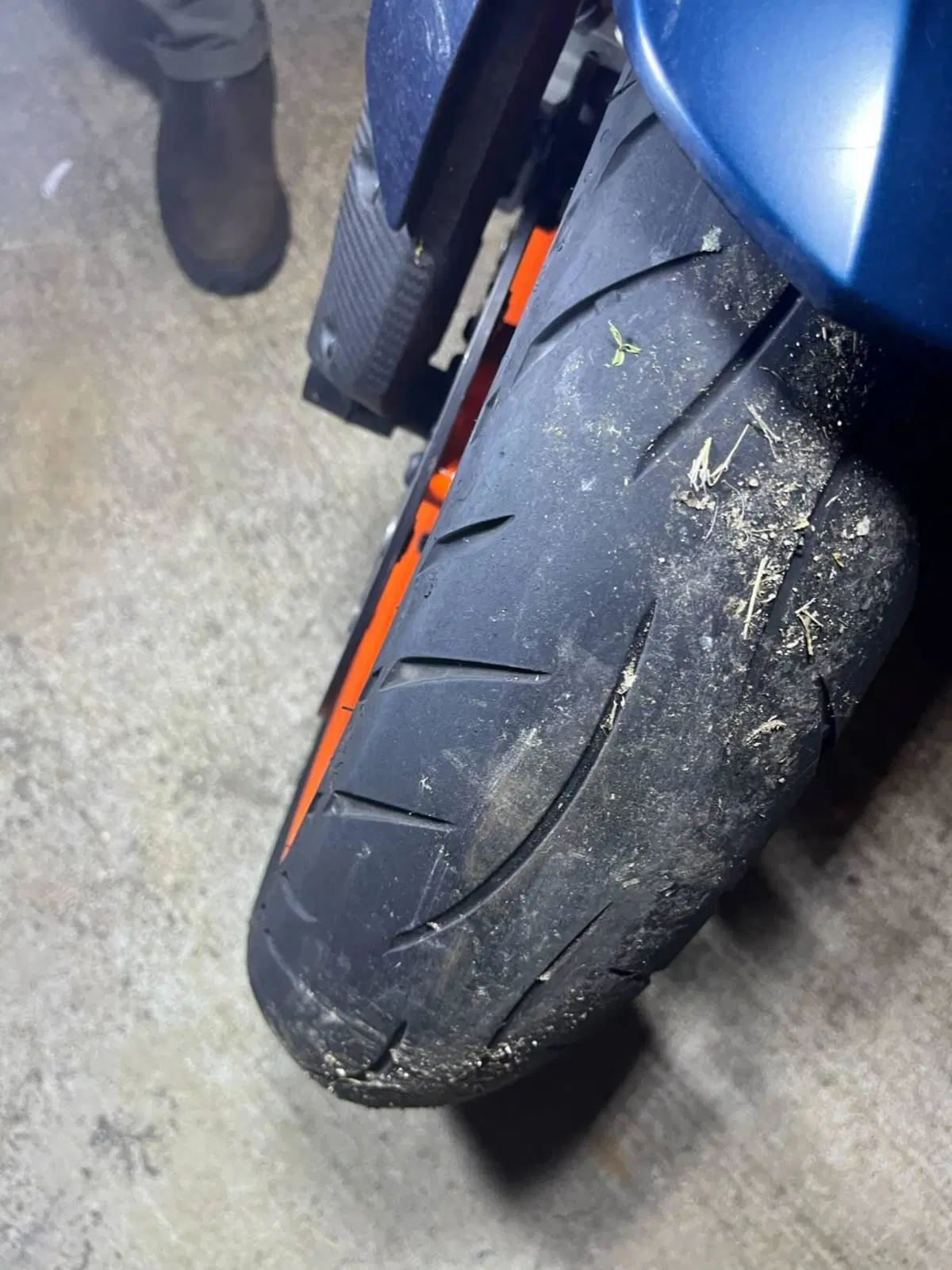 KTM 890 Duke R (2022 - 23) (18)
