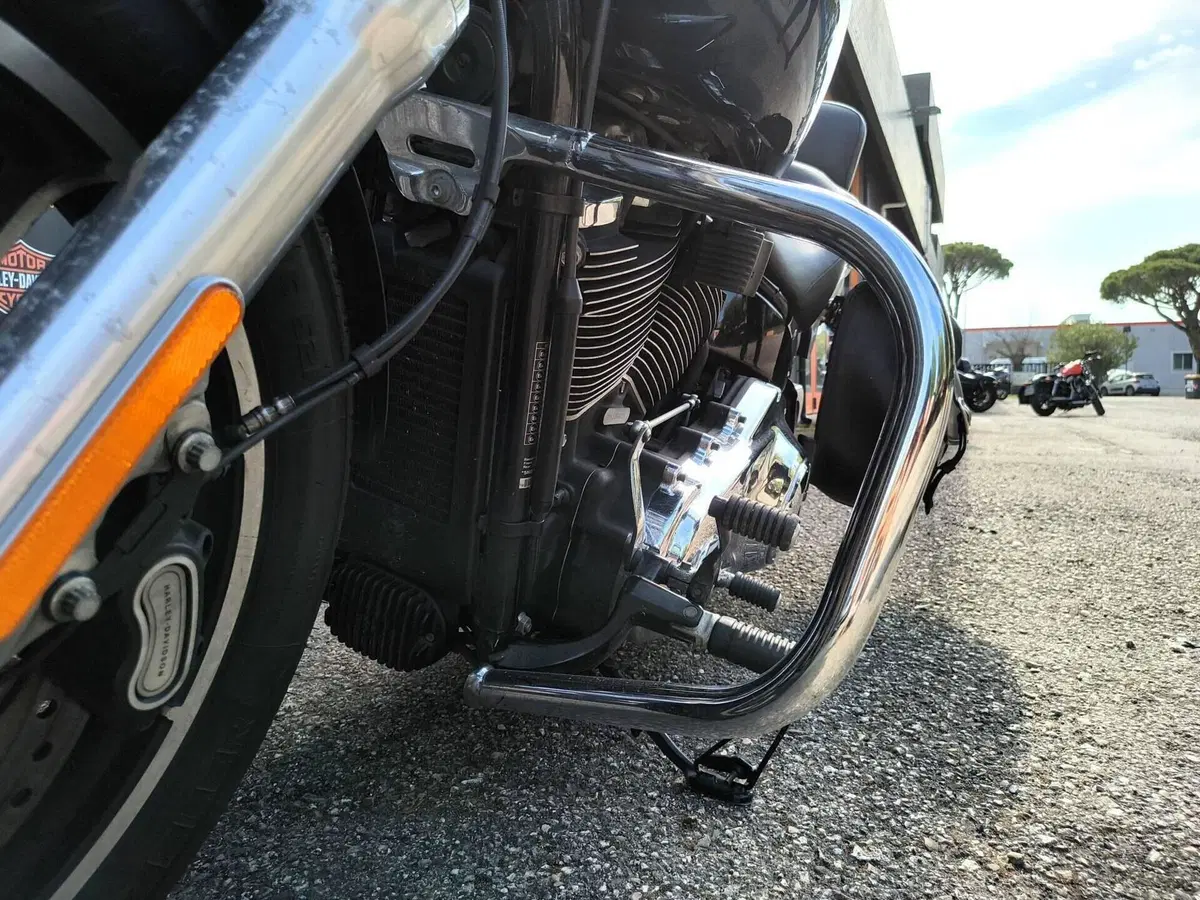 Harley-Davidson 107 Low Rider (2018 - 20) - FXLR (8)