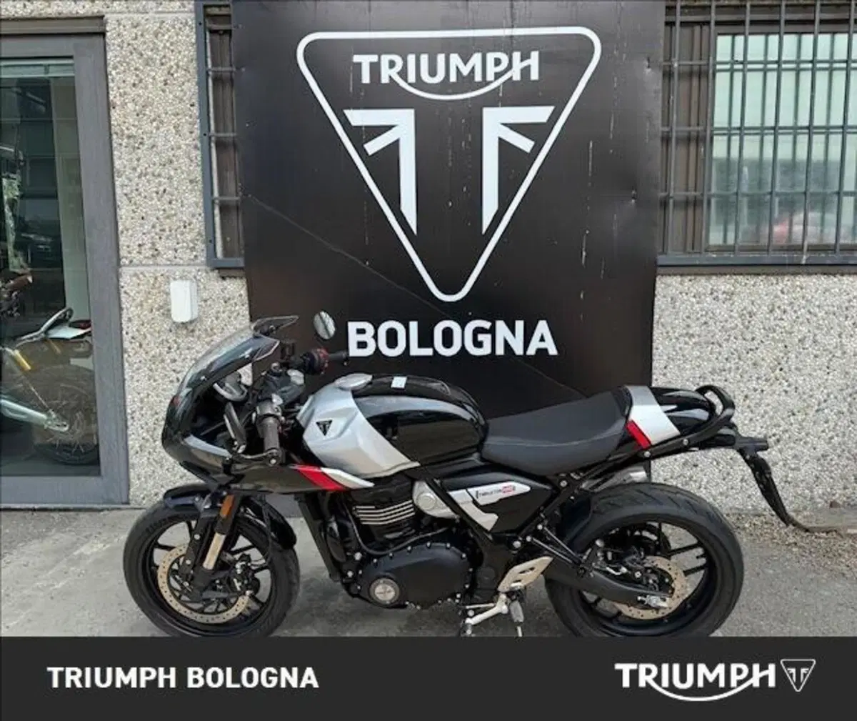 Triumph Thruxton 400 (2026)