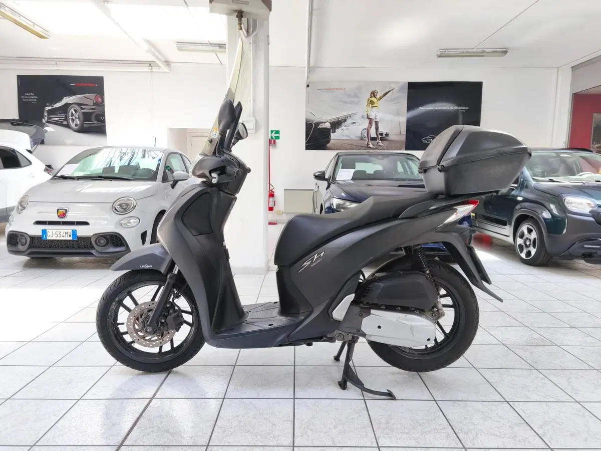 Honda SH 125 i ABS (2013 - 17)