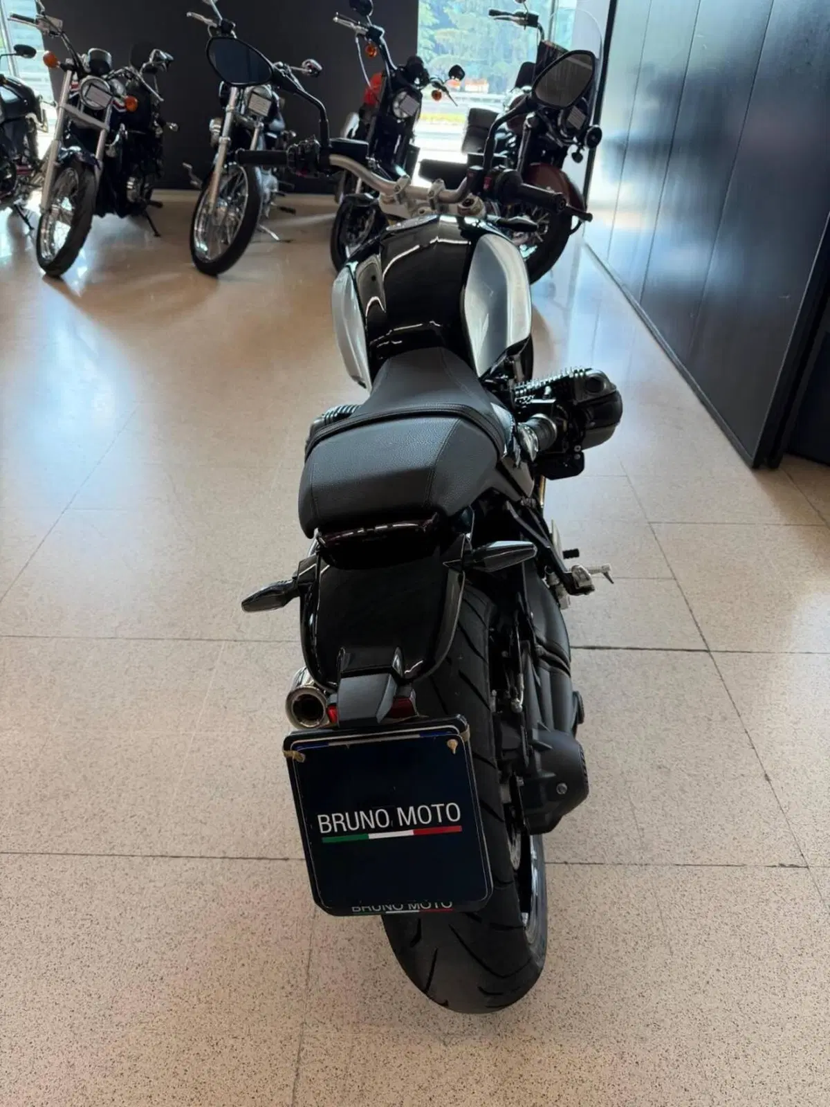 Bmw R 12 (2024 - 26) (2)