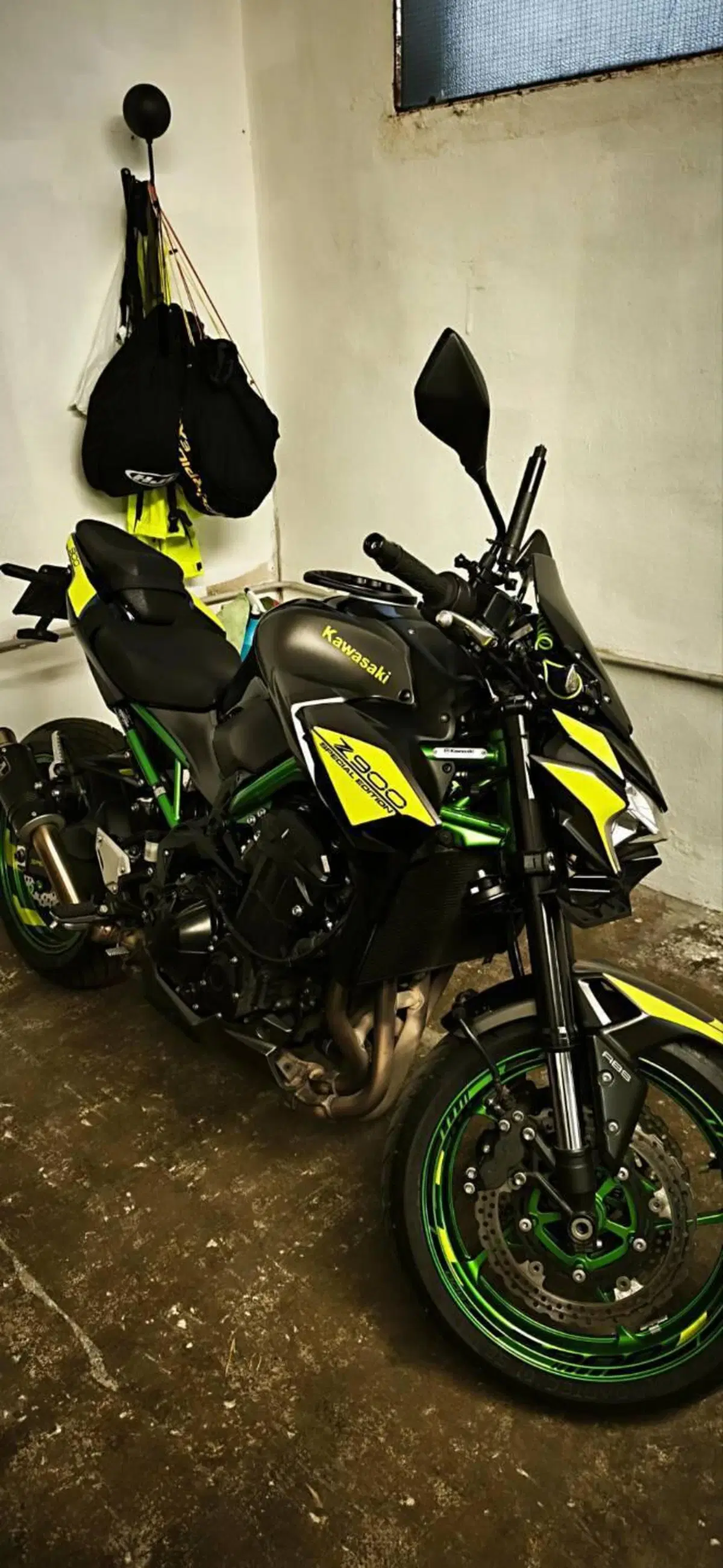 Kawasaki Z 900 (2021 - 24) (4)