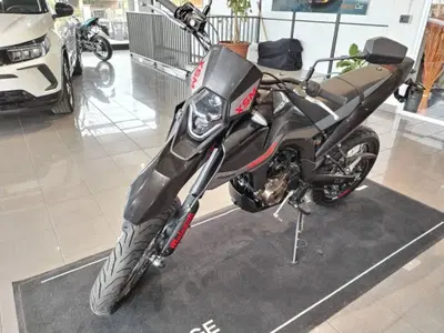 Malaguti XSM 125 (2021 - 26) usata