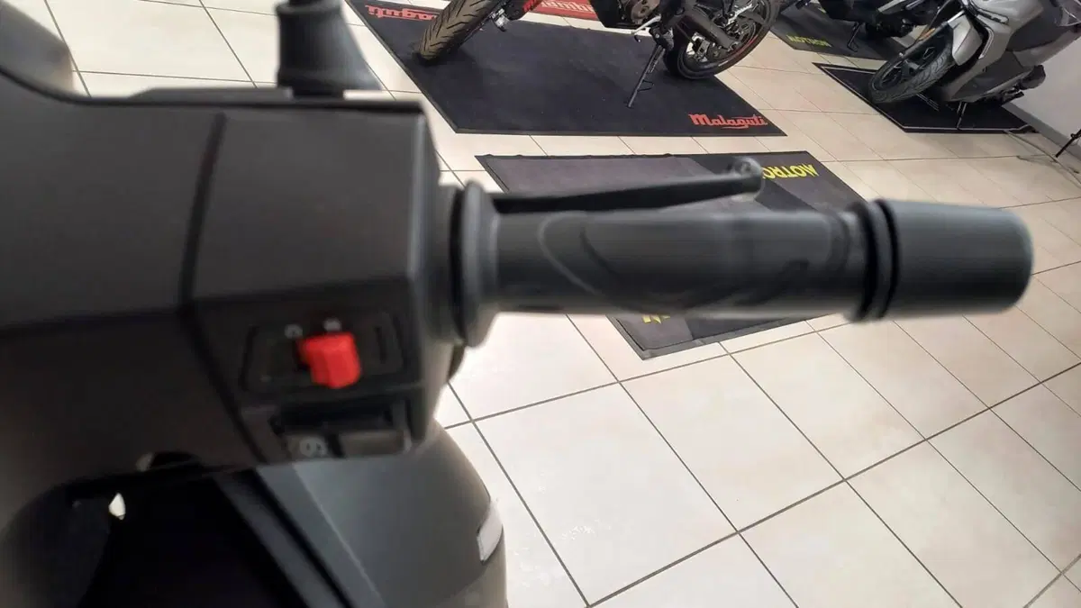Motron Motorcycles Ventura 125 (2021 - 26) (7)