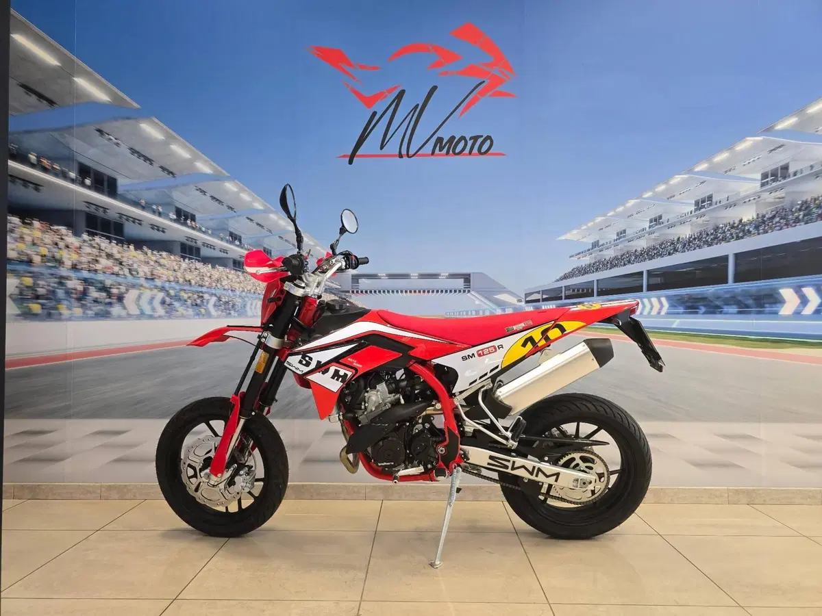 Swm SM 125 R Reborn (2026) (4)