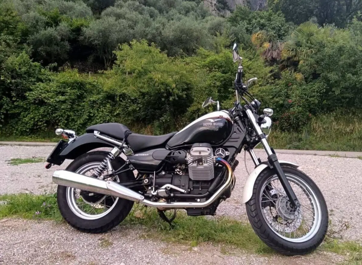 Moto Guzzi Nevada 750 Anniversario (2012 - 13) (3)