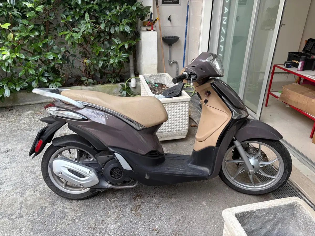 Piaggio Liberty 150 ABS (2017 - 20) (6)