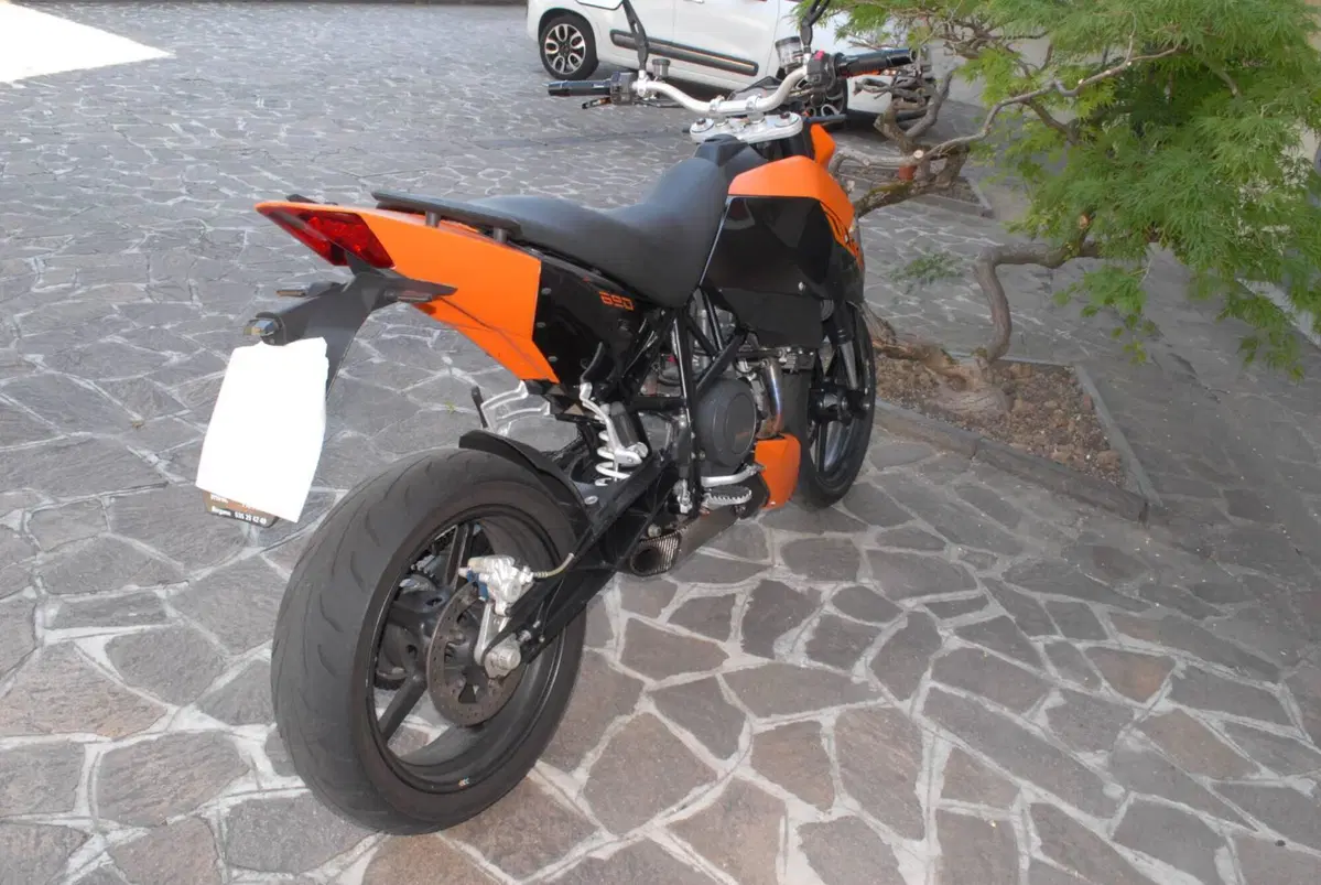 KTM 690 Duke (2007 - 09) (4)