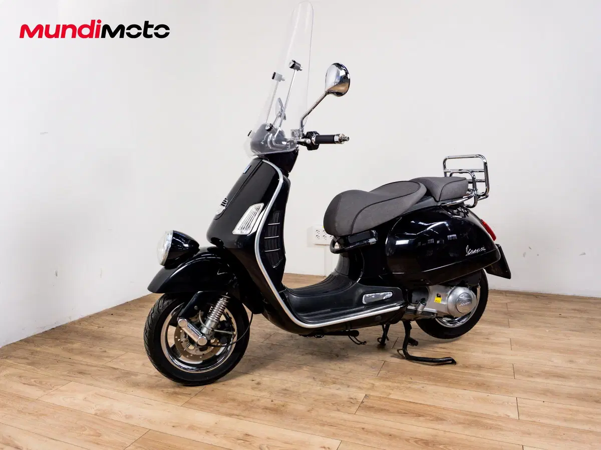 Vespa GTV 300 Via Montenapoleone ABS (2010 - 16) (6)