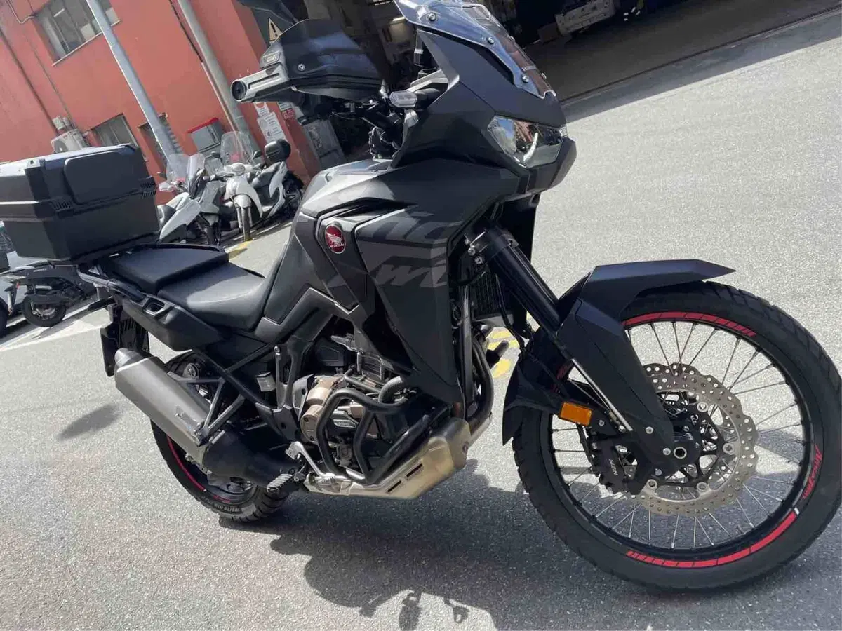 Honda Africa Twin CRF 1100L Urban DCT (2022 - 23) (5)