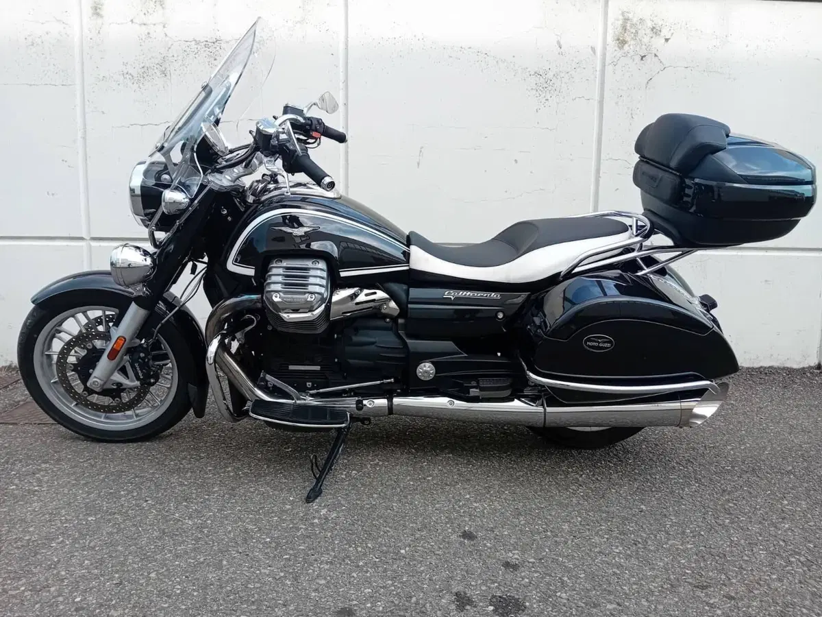 Moto Guzzi California 1400 Custom (2012 - 16) (2)
