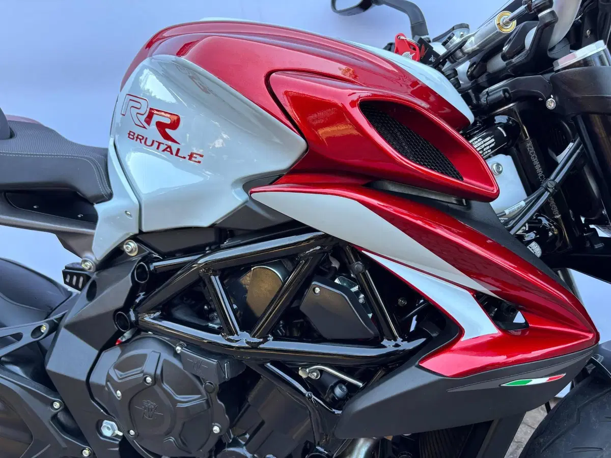 MV Agusta Brutale 800 RR (2021 - 25) (3)