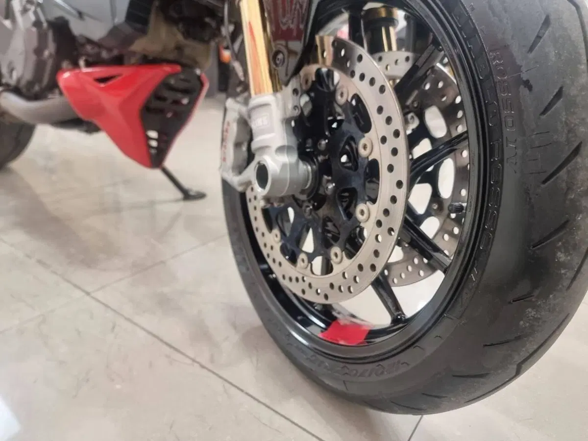 Ducati Monster 937 SP (2023 - 25) (16)